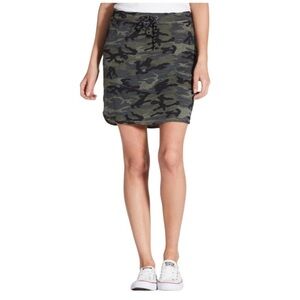 SUNDRY Army‎ Green Camo Skirt